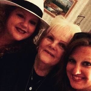 Meet your Posher, Deanna